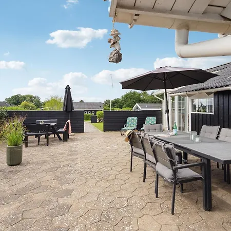 Awesome In With Kitchen 펜션 *