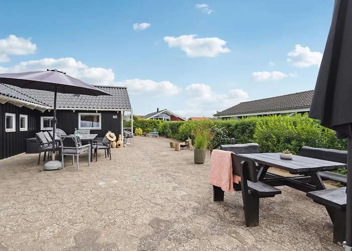 Awesome In With Kitchen *